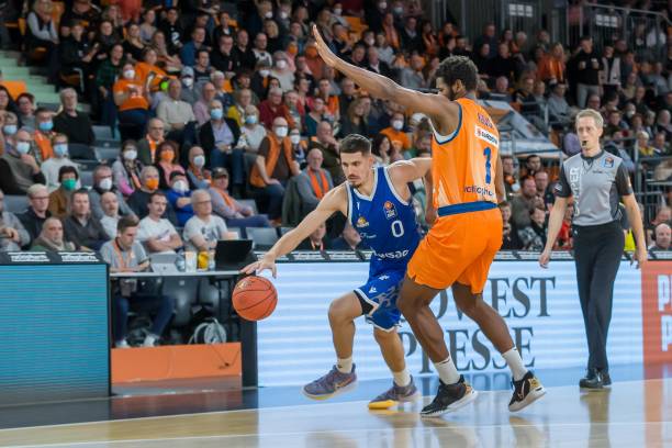 不仅仅是因 不仅仅是因