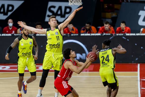 雅得新月引 雅得新月引