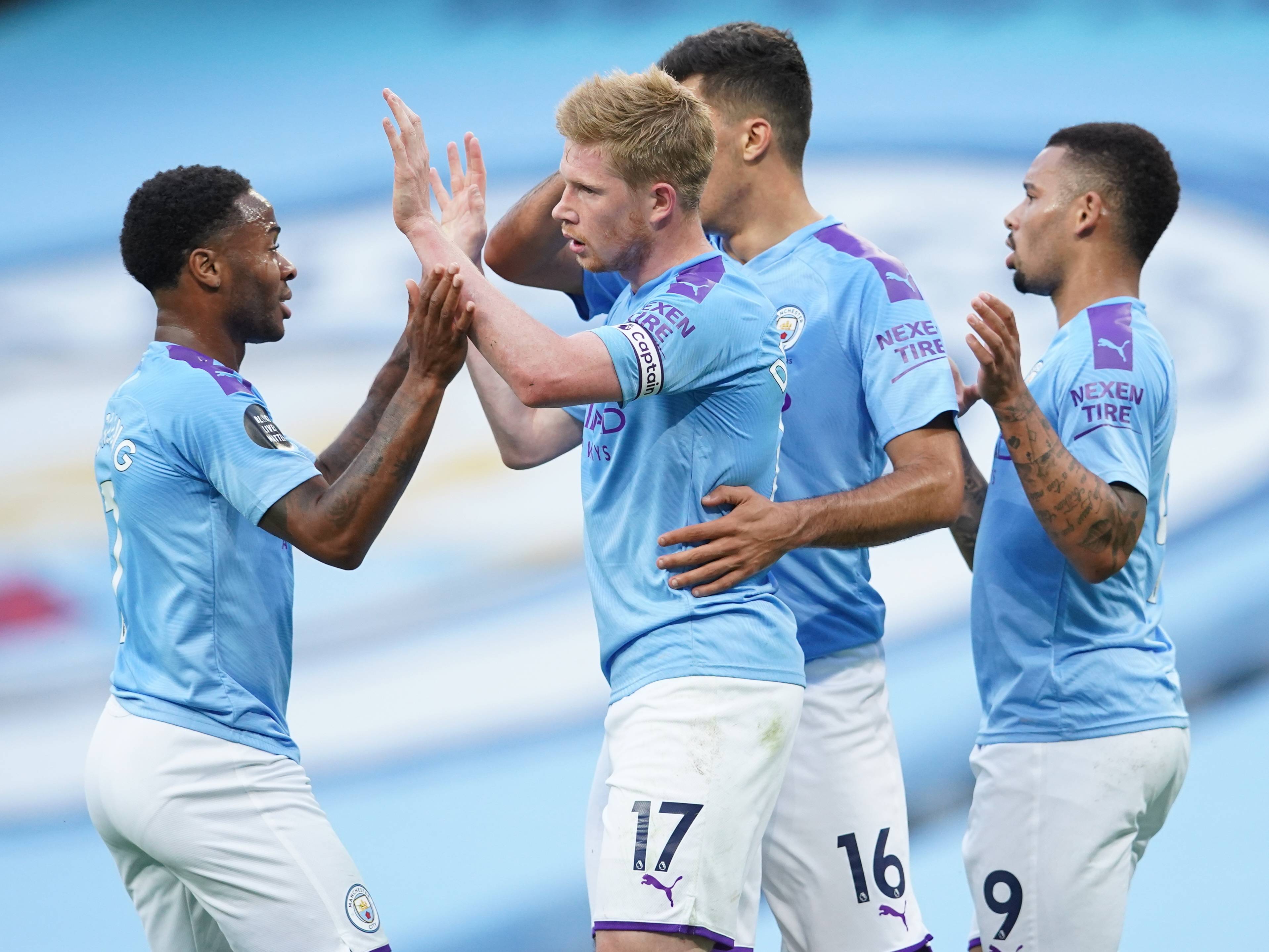 球迷们要求 球迷们要求