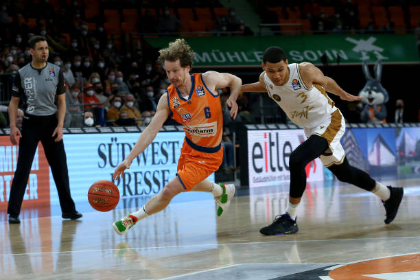 更高对抗 更高对抗